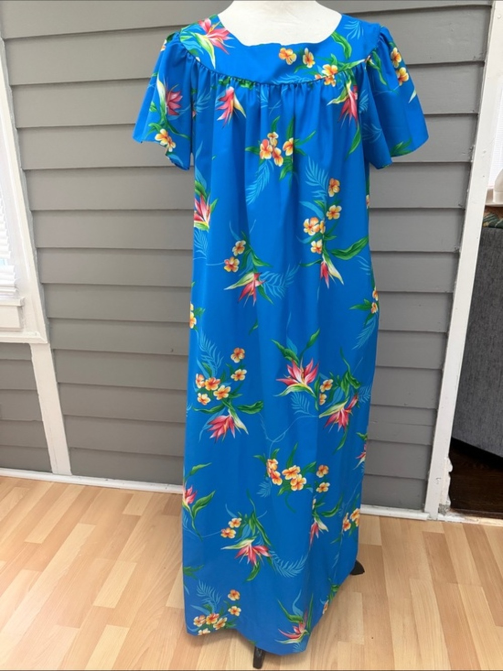 Made in Hawaii Vintage Blue Floral Hawaiian Moo Moo Maxi Dress